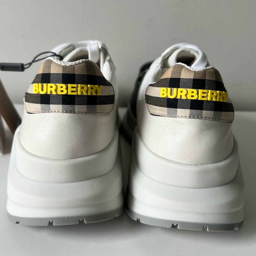 Burberry Suede, Vintage Check and Leather Man’s Sneakers - Picture 4 of 16
